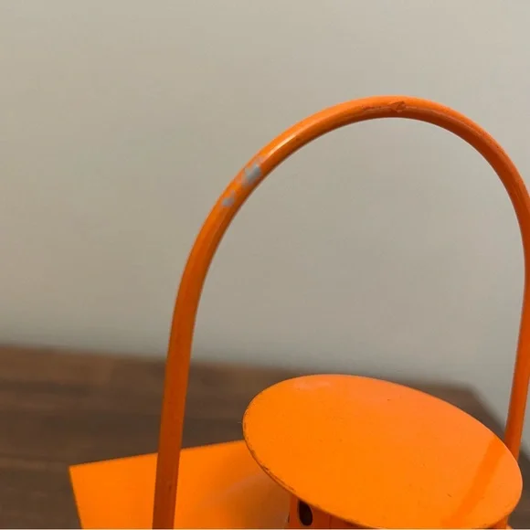 Colorful Metal Lanterns - Picture 10 of 14